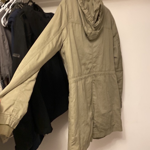 Suzy Shier Jacket - Picture 2 of 2